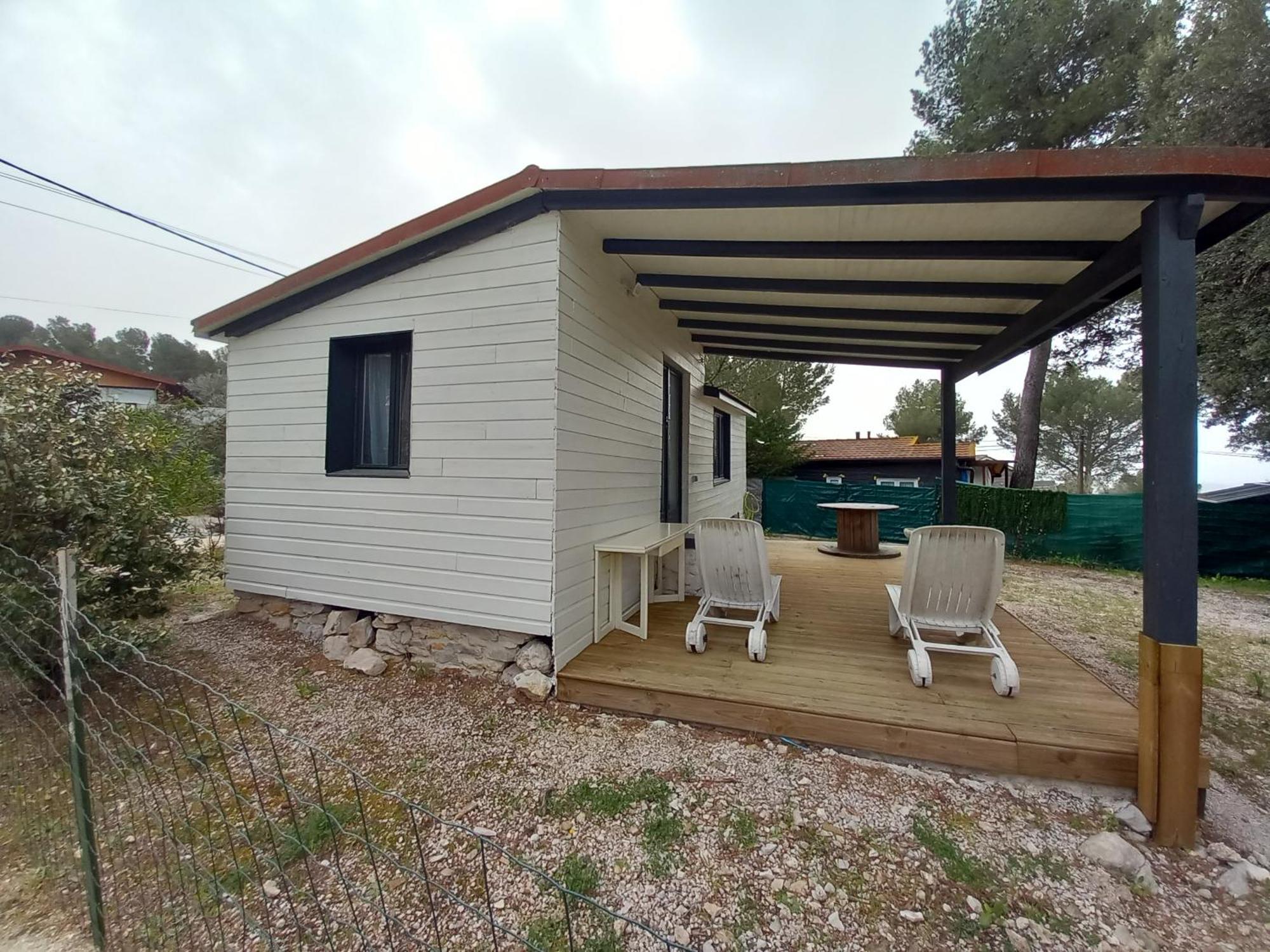 Mobilhome A Deux Pas Du Circuit Du Castellet Avec Terrasse Vue Mer Le Castellet  Eksteriør billede